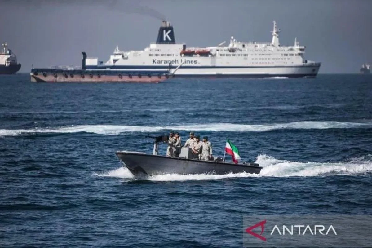 Spanyol Tolak Ikut Misi Militer NATO di Selat Hormuz