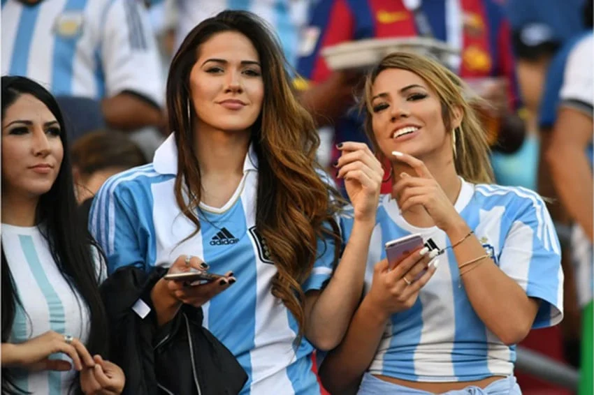 Terkenal Fanatik, Suporter Argentina Jadi Sorotan di Piala Dunia 2026