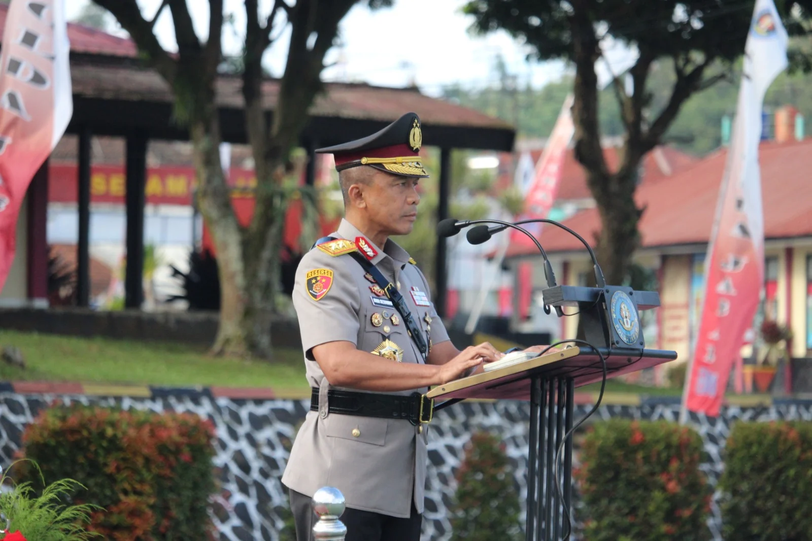Tertunduk di Polda Jabar, Taufik Hidayur Akui 2 Tahun Siksa dan Sekap YTR