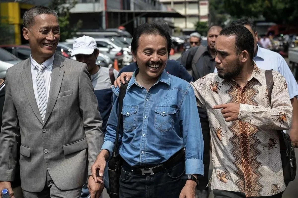 Tim Hukum Jokowi Diduga Gunakan Strategi Pecah Sidang Roy Suryo dan Dokter Tifa