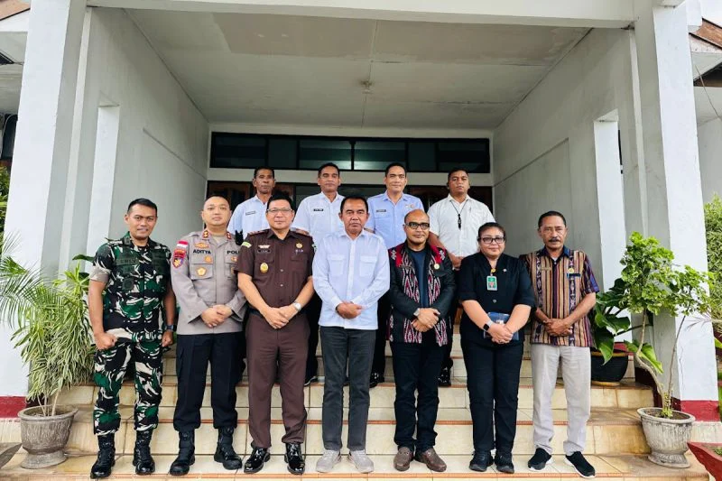 TNI Bantah Rencana Pembongkaran Sekolah di NTT untuk Diganti KDMP