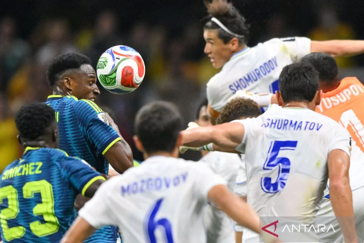 Uzbekistan Kalah 1-3 dari Kolombia di Debut Piala Dunia