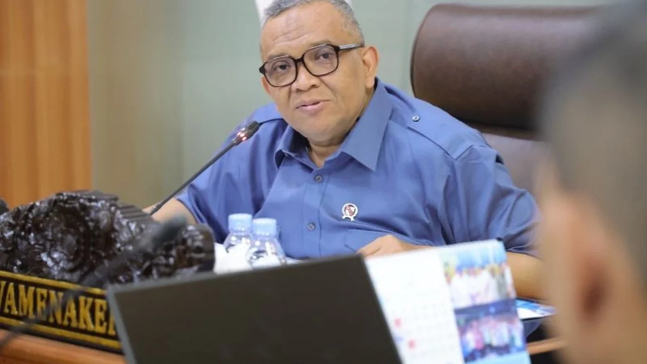 Wamenaker Soroti Urgensi Revisi Regulasi Ketenagakerjaan untuk Kesejahteraan Pekerja