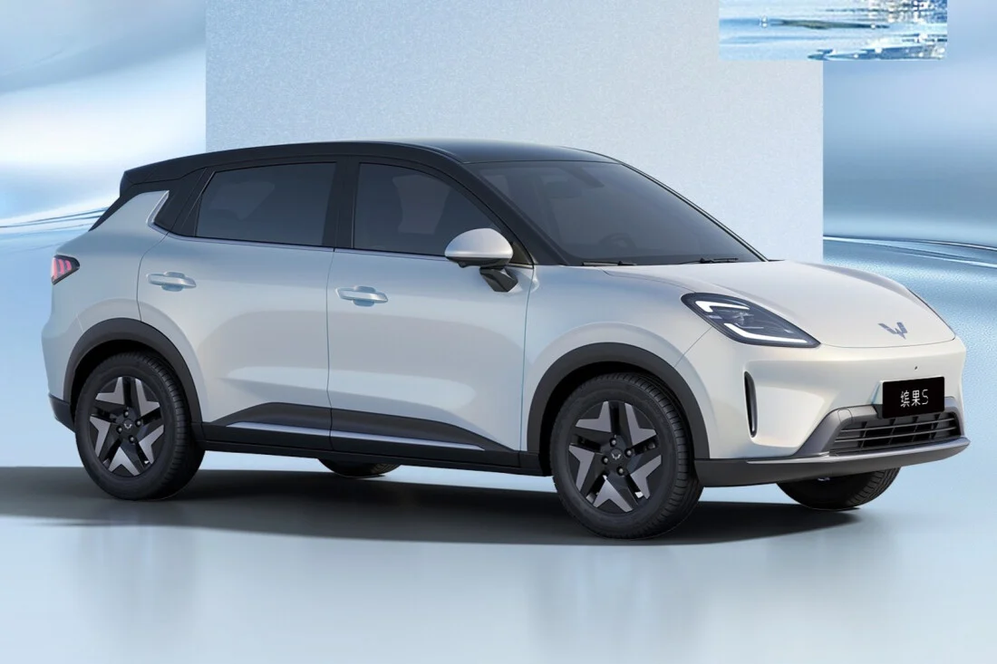 Wuling dan Grab Indonesia Perluas Kemitraan Armada Listrik BinguoEV Lite