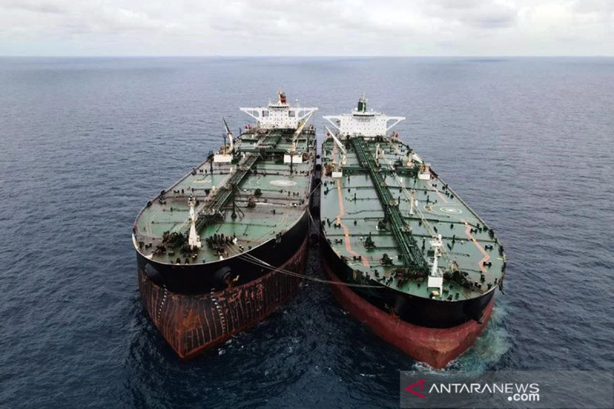 1 Tewas, 8 Luka dalam Serangan terhadap Dua Kapal Tanker UAE di Selat Hormuz