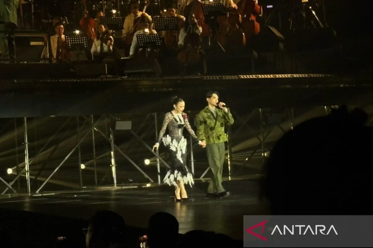 Afgan Berduet dengan Mahalini Nyanyikan Lagu "Sadis"