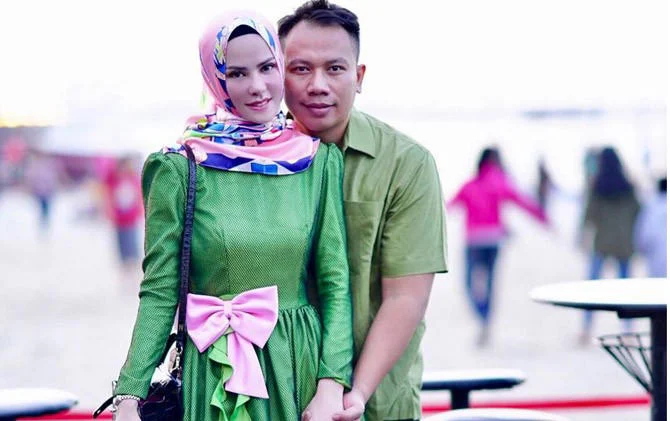 Alasan Vicky Prasetyo Belum Bertemu Fangfang Pasca Melahirkan