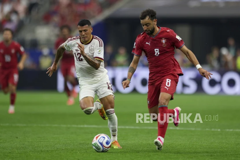 Bruno Fernandes Sesali Portugal Bertahan Terlalu Dalam Saat Dikalahkan Spanyol