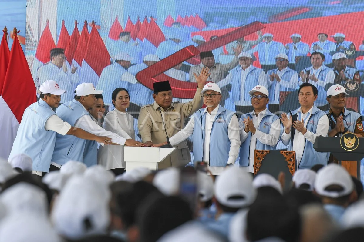 Cerita Prabowo Gagas Koperasi Merah Putih untuk Atasi Kesulitan Pangan Warga