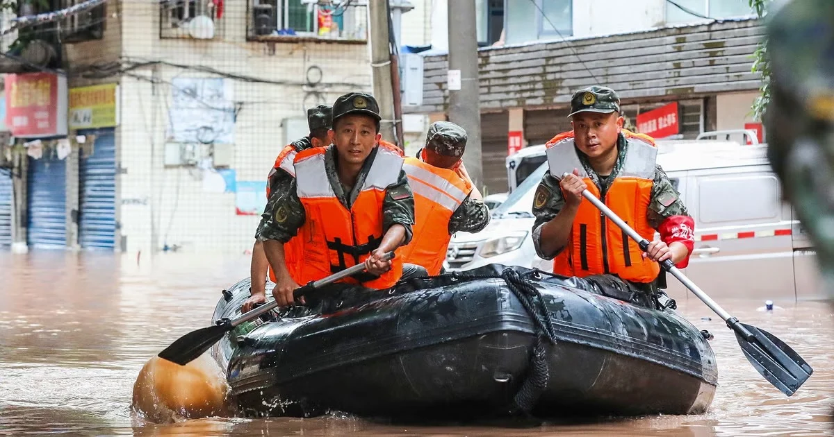 China tingkatkan upaya pengendalian banjir dan penanggulangan bencana saat topan Bavi bergerak masuki daratan