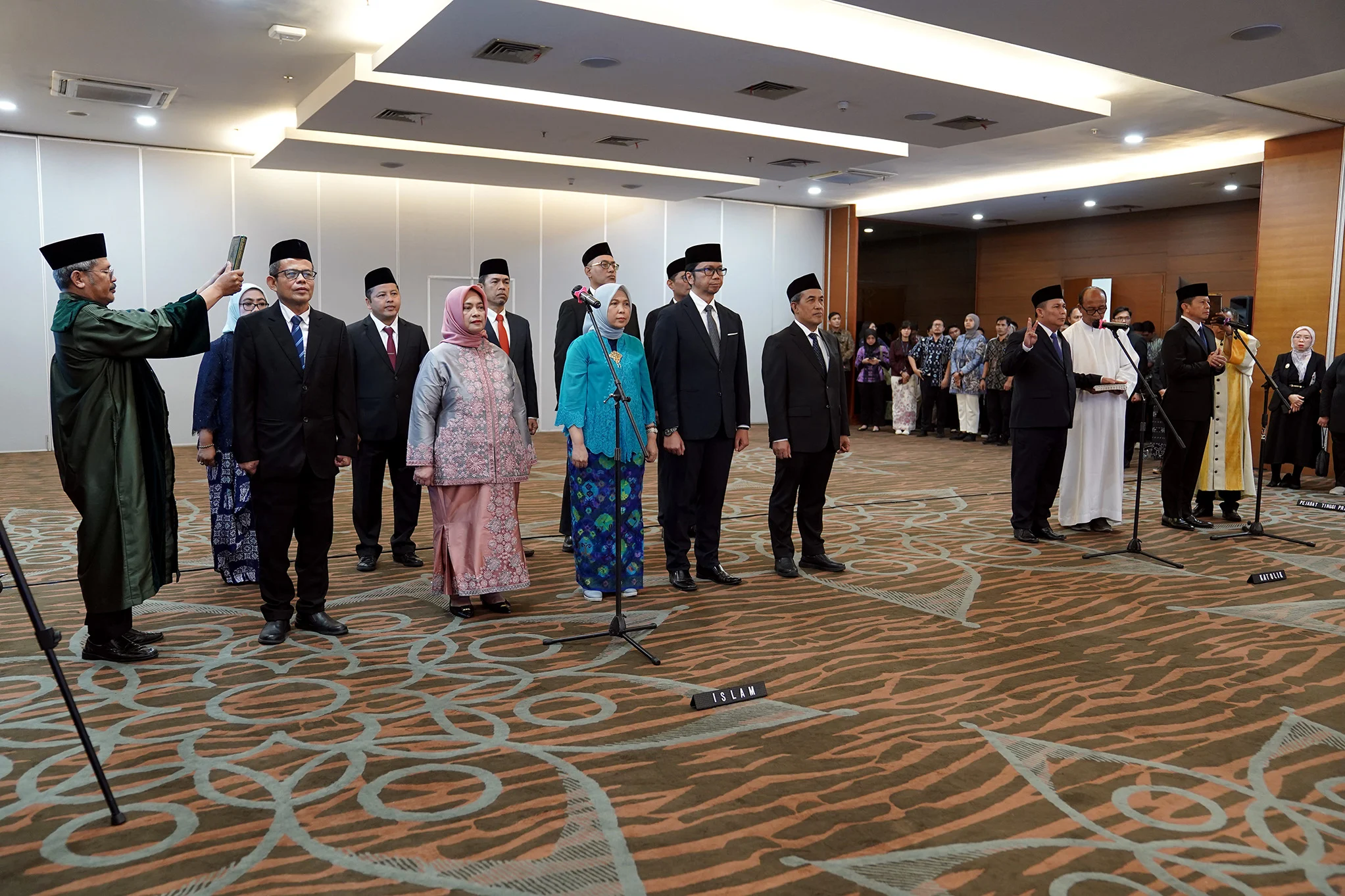 Heboh Mal Besar Pasang Pagar Tinggi, Menteri Perdagangan Busan Angkat Suara