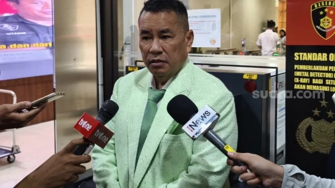 Hotman Paris Ungkap Kronologi Ucapan “Lu Punya Otak Nggak Sih?” Klaim Pernyataan Dipotong