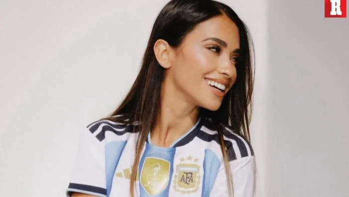 Jersey Antonela Dijadikan Jimat Keberuntungan Albiceleste