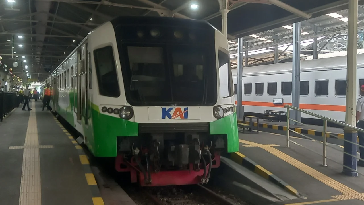 KAI Commuter Area VIII Surabaya Catat 8,5 Juta Penumpang Semester I 2026 Naik 8,2 Persen