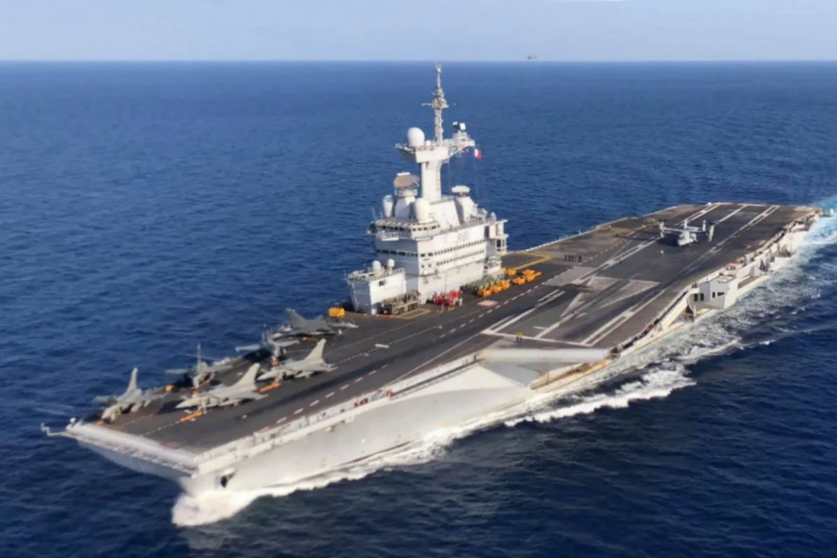 Kapal Induk dan Kapal Perang AS Gelar Blokade di Laut Arab dan Samudra Hindia