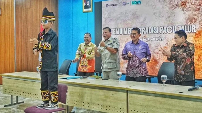Kemenbud Dorong Pemda NTB Susun Aturan untuk Penuhi Hak Masyarakat Adat