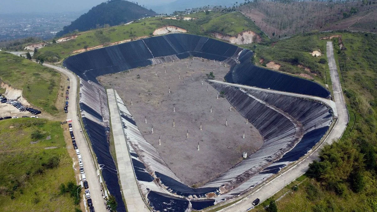 Kementerian ESDM Mulai Konstruksi PSEL Legok Nangka 40,79 MW di Jawa Barat