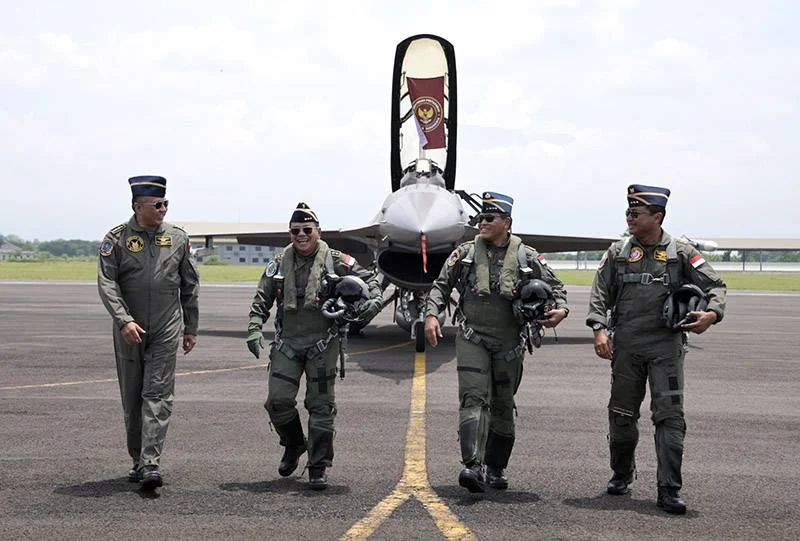 Kemhan Tandatangani Kontrak Pengadaan 12 Pesawat Tempur Italia, Fokus pada Pelatihan Pilot TNI