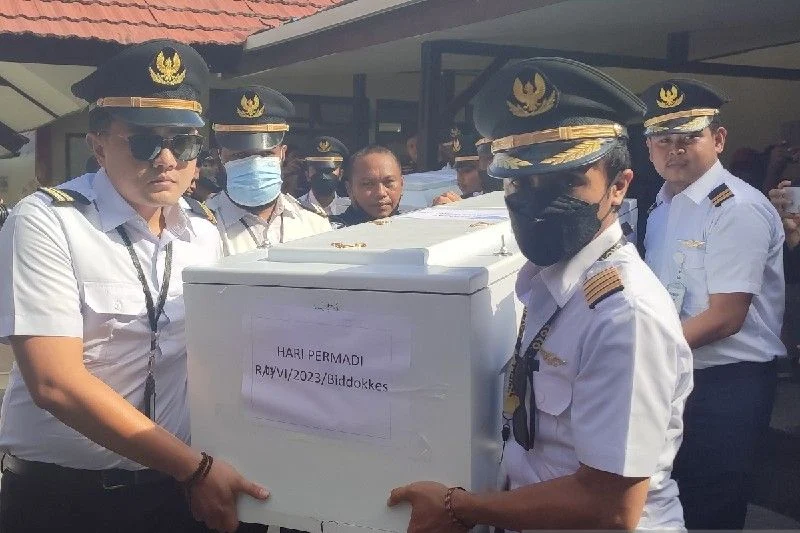 Kodam Cenderawasih Pastikan 7 Penumpul Pesawat PK‑RCY Selamat, Jenazah Pilot Belum Diketahui