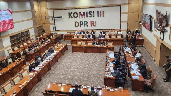 Komisi III DPR Dorong Penyerahan Kasus Mantan Jampidsus ke Kejagung untuk Hindari Gesekan Antarinstitusi