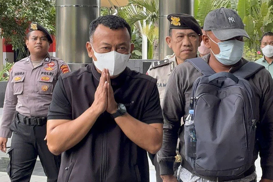 KPK Amankan 10 Orang dalam Operasi Tangkap Tangan di Kuantan Singingi, Bupati Masih Dicari