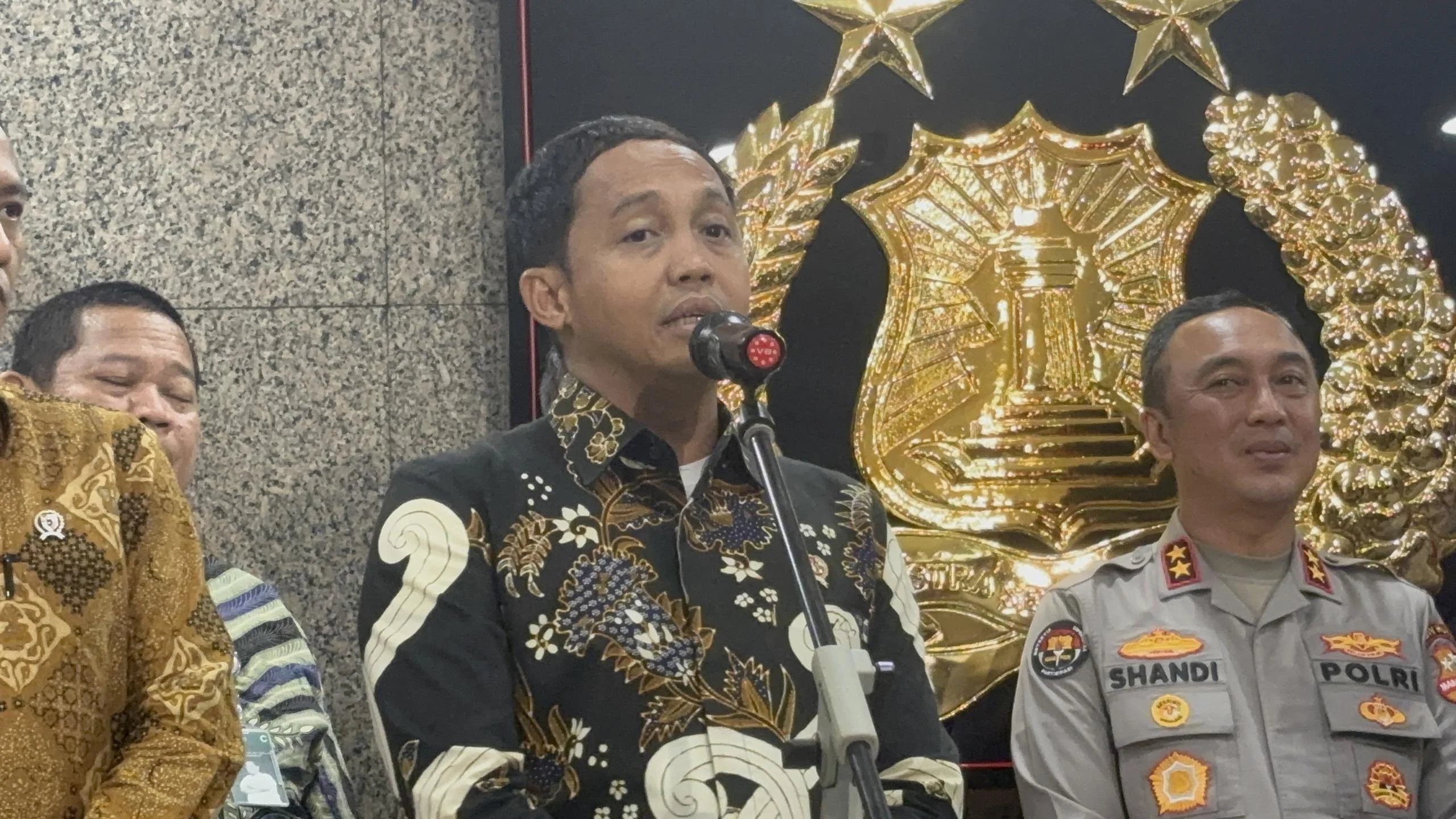 KPK Tegaskan Pengakuan Menhut Raja Juli Terima Uang dari Bupati Kuansing sebagai Bahan Pengayaan Penyidik