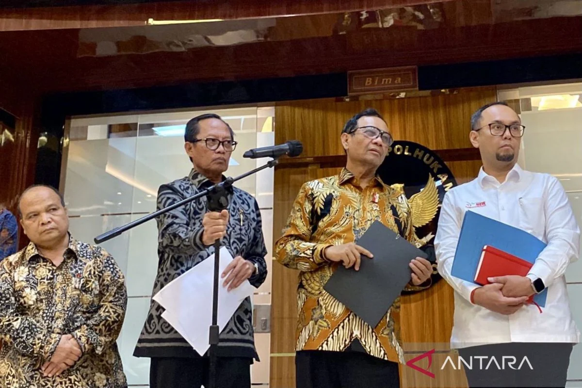 Mahfud MD Ungkap Tiga Skenario Kelanjutan Kasus Korupsi dan TPPU Febrie Adriansyah