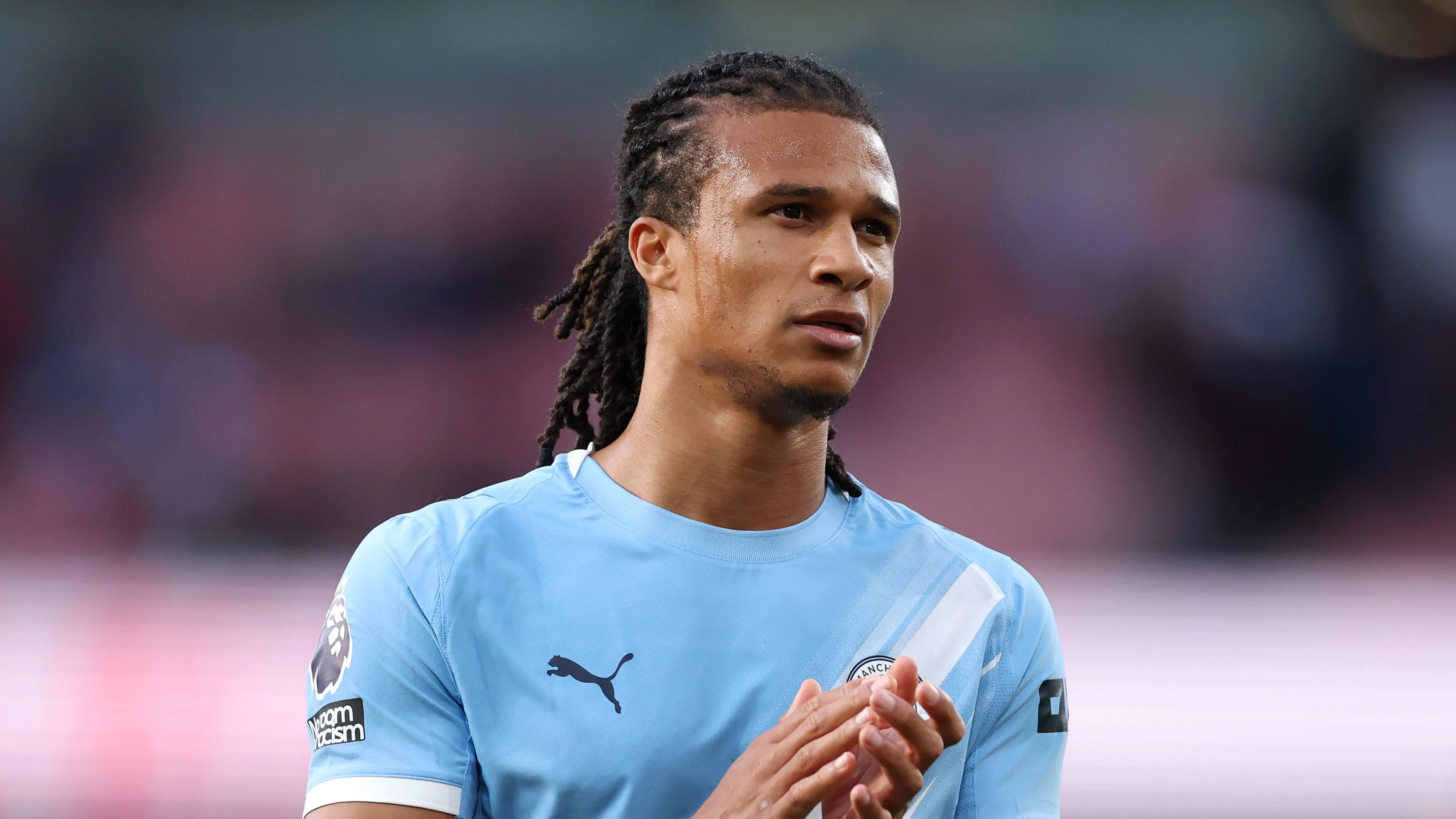 Nathan Ake Resmi Bergabung ke Fenerbahçe