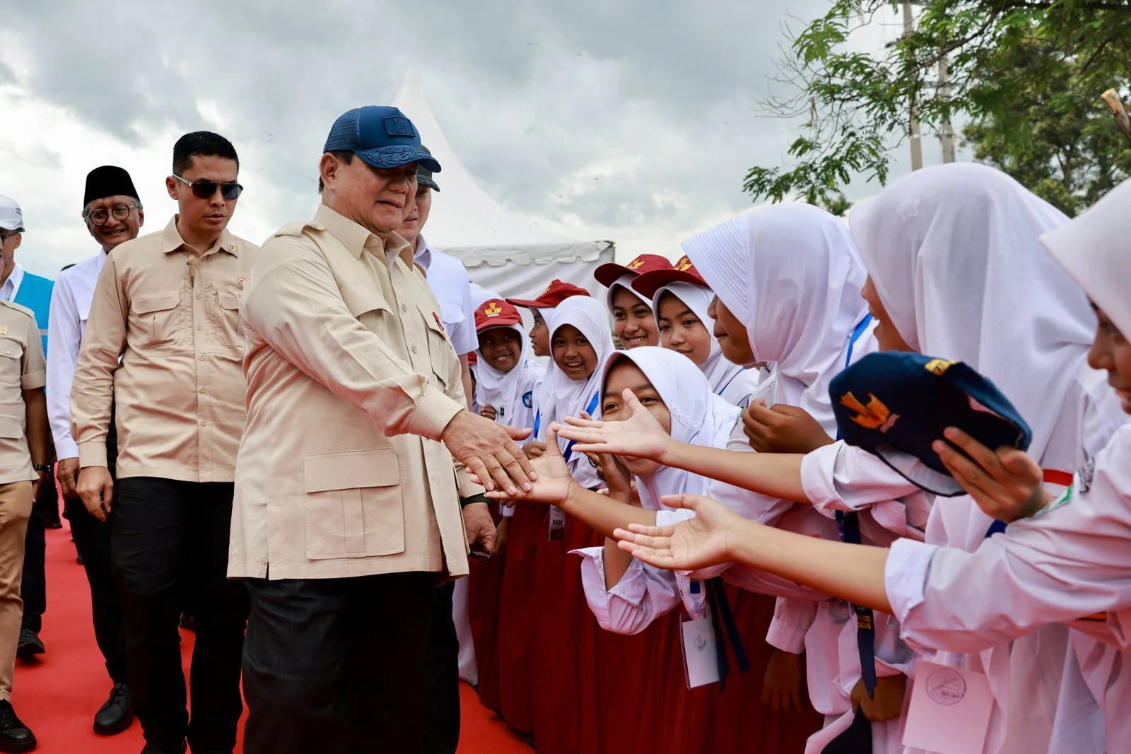 Prabowo Minta Kepala Daerah Tak Kerahkan Warga untuk Sambut Dirinya saat Kunjungan Kerja