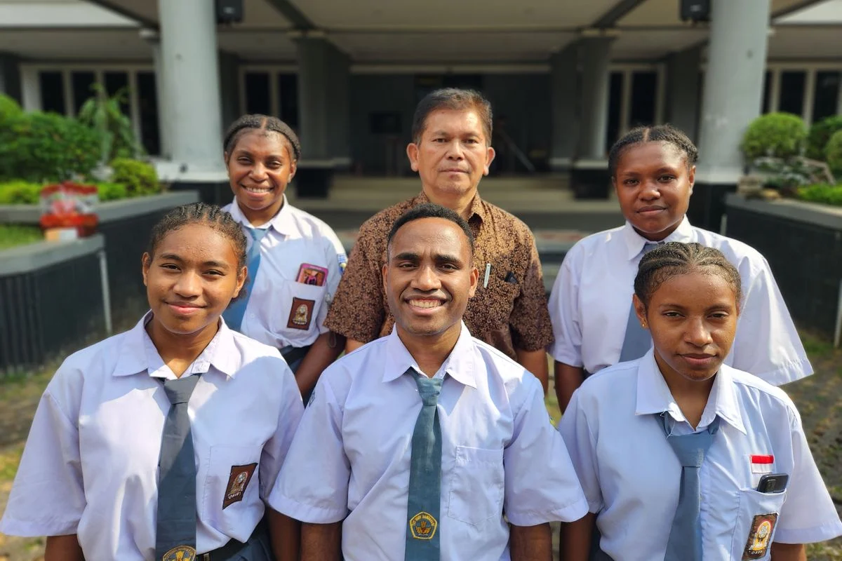 Program ADEM, Papua Kirim 124 Siswa Lanjutkan SMA/SMK di 5 Provinsi