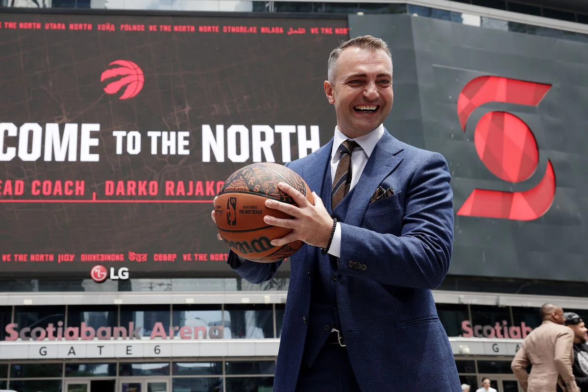 Raptors Perpanjang Kontrak Pelatih Kepala Darko Rajakovic
