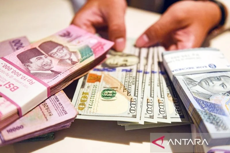 Rupiah pada Selasa pagi melemah jadi Rp18.115 per dolar AS