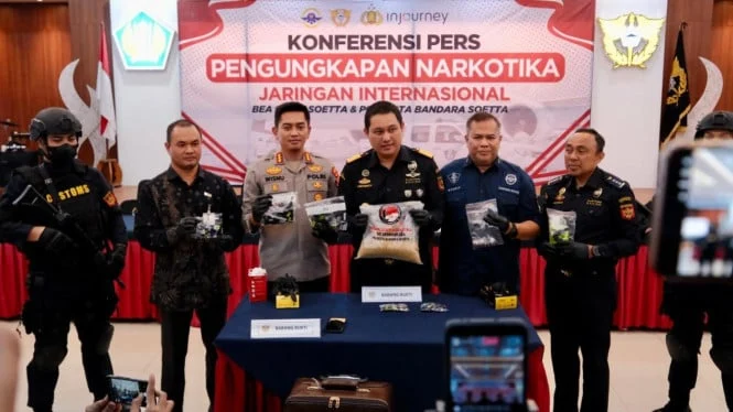 Selundupkan 25 Kilogram Ekstasi, Polri Tangkap Pilot Maskapai Asing di Bandara Soetta