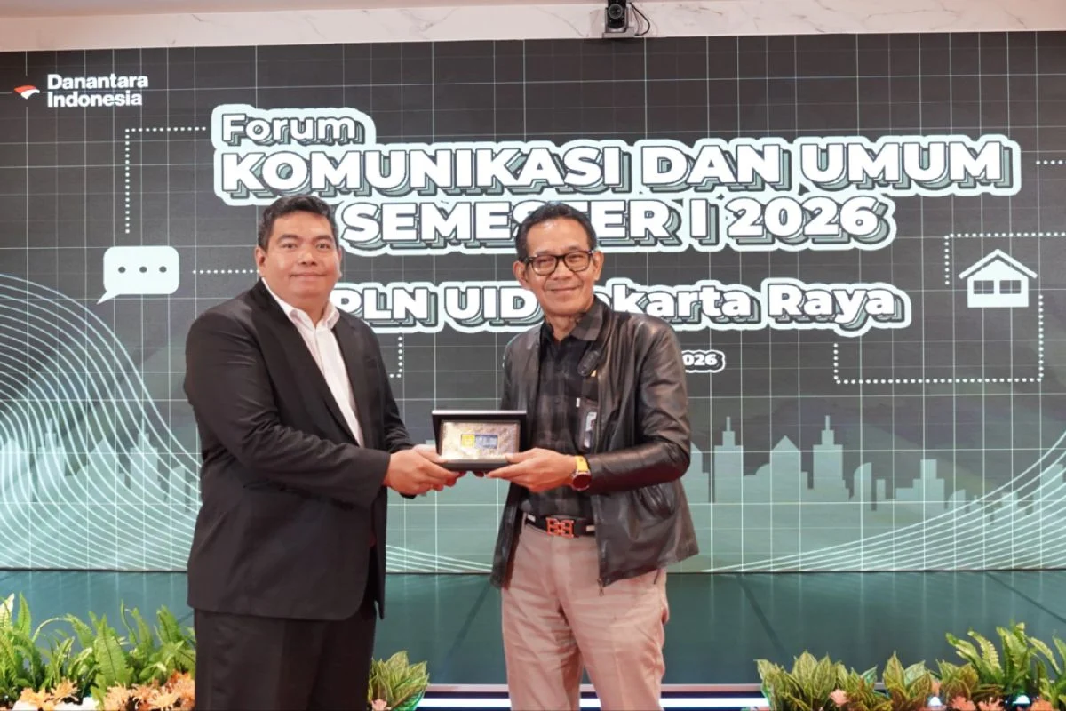 Sukses Transformasi Hijau, General Manager PLN UID Jakarta Raya Raih Energy Executive Award 2026