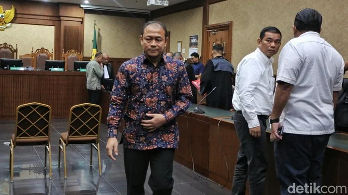 Tiga Pejabat Bea Cukai Didakwa Terima Suap Rp 78,8 Miliar untuk Muluskan Impor Blu‑ray