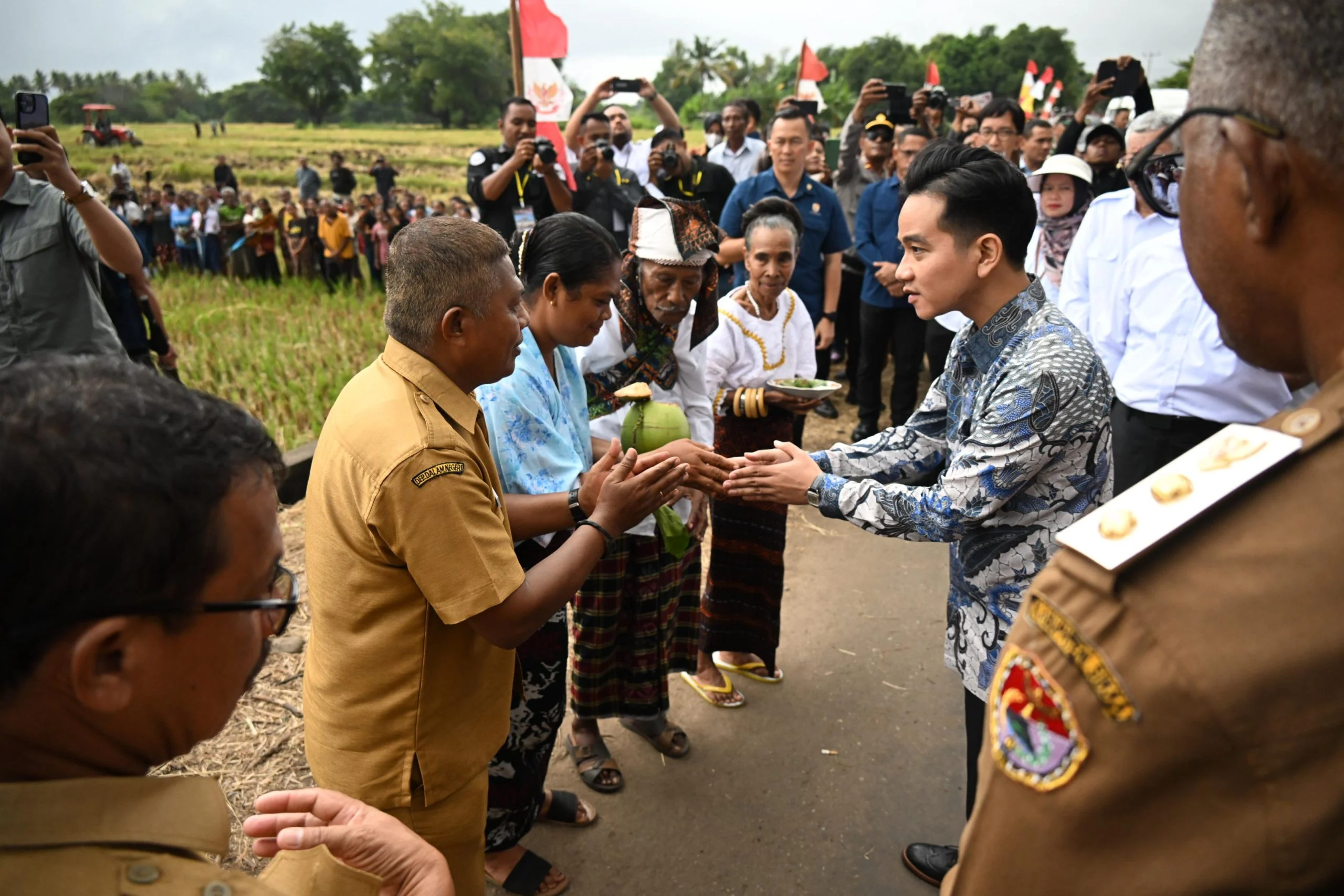 Wapres Gibran Serap Aspirasi Petani, Usulkan Penyesuaian Harga Eceran Singkong