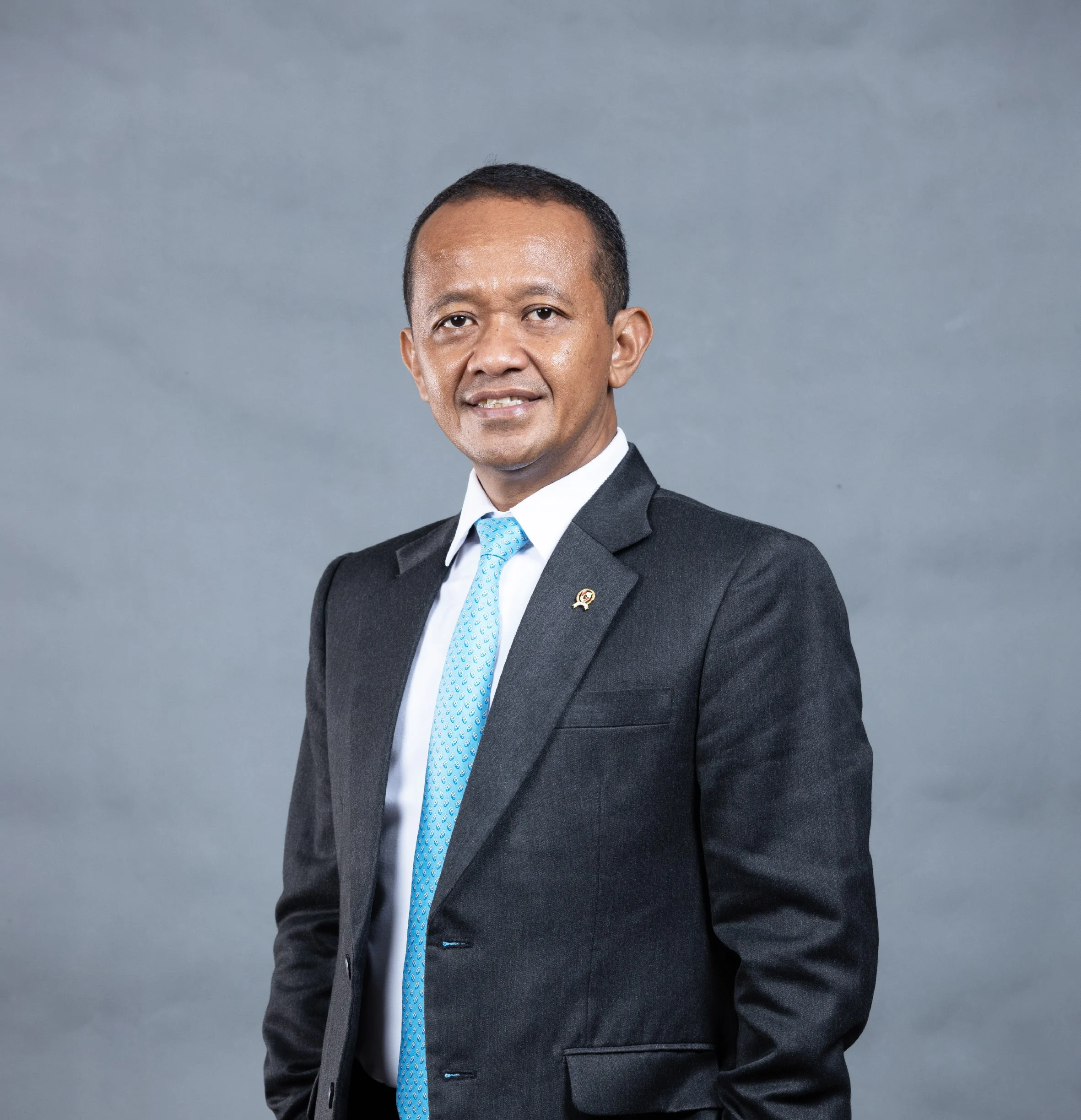 Bahlil Lahadalia Raih Peringkat Ketiga Menteri Terbaik dalam Survei IPO