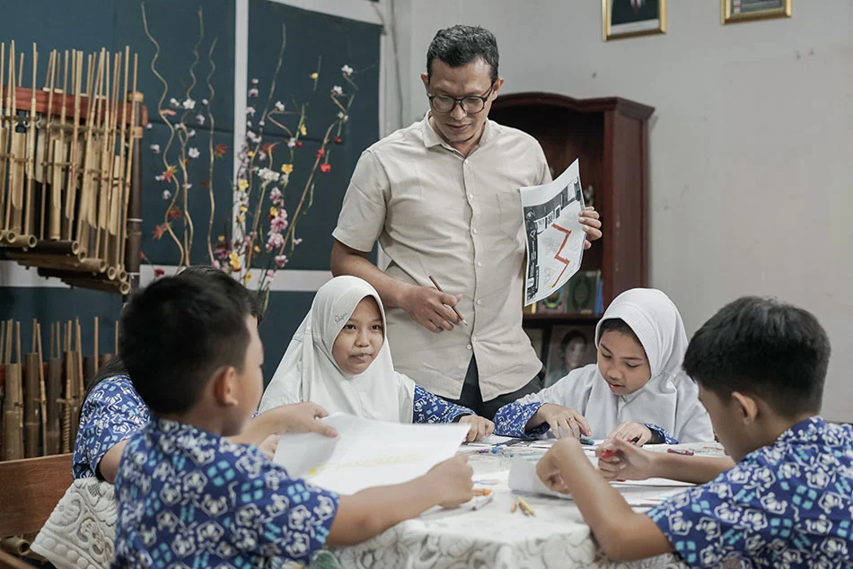Cerita Pendiri Yayasan Harapan Ibu tentang Sekolah Islam Harapan Ibu dan Temuan 995 Senjata