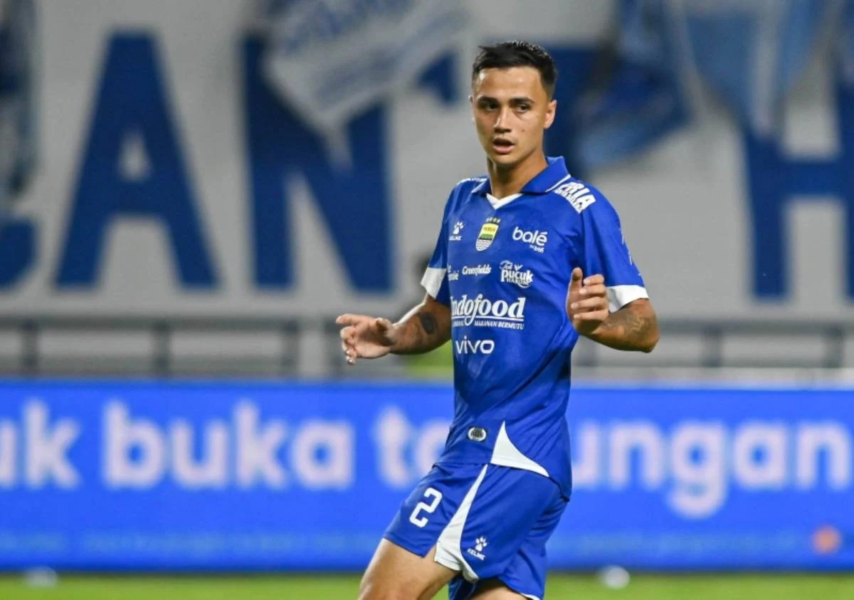Eliano Reijnders Tegaskan Kesiapan Bela Persib Bandung