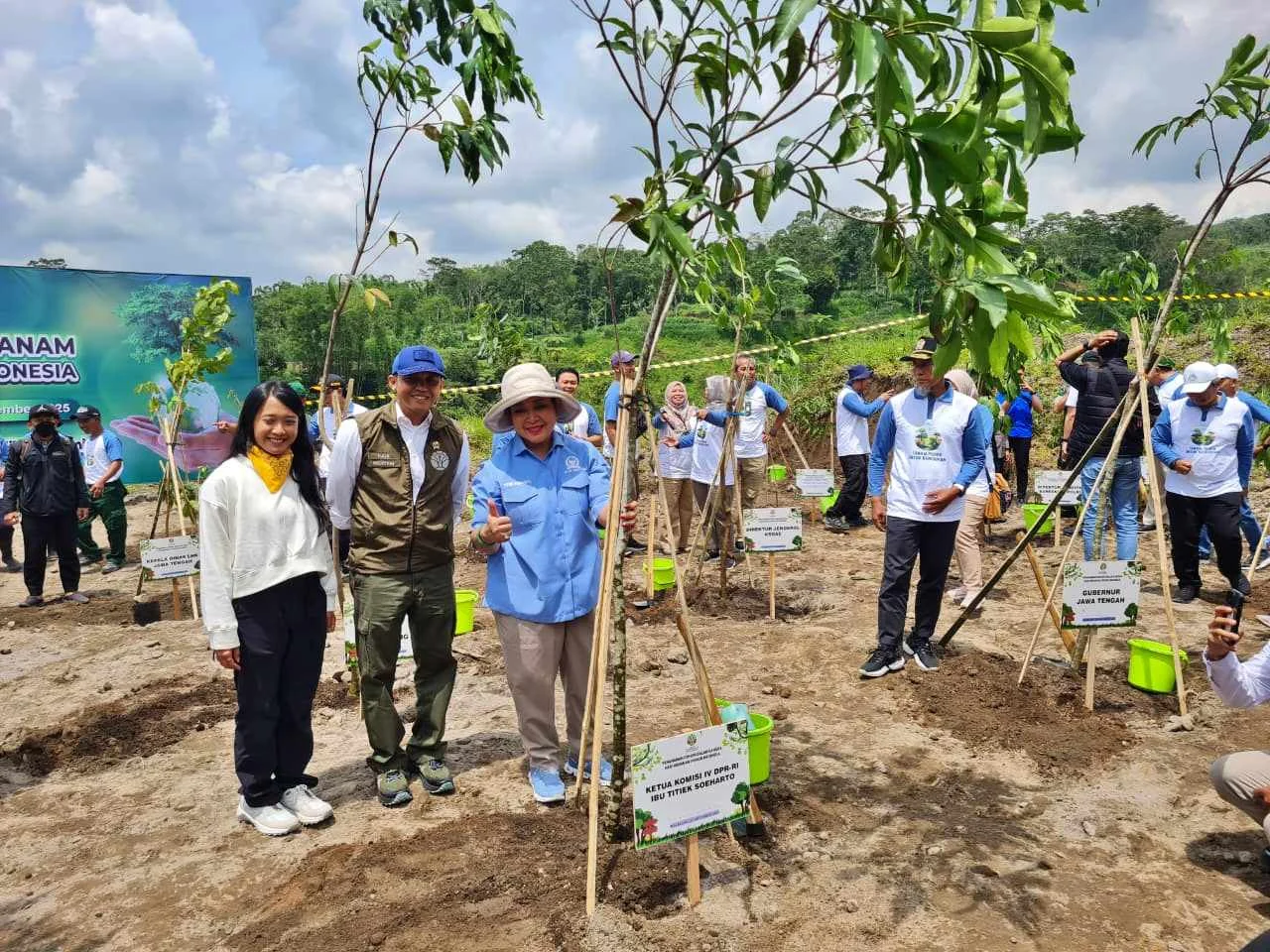 Jutaan Lahan Kritis di Indonesia, Kemenhut Tegaskan Komitmen Restorasi Hutan dan Ekosistem