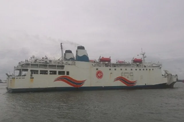 KMP Mutiara Sentosa 2 Terbakar, Lima Penumpang Tewas di Rute Surabaya-Makassar