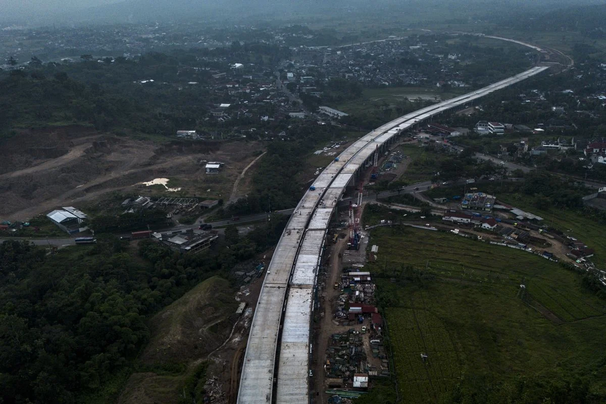 Pembangunan Tol Yogyakarta-Bawen Seksi Ambarawa‑Bawen Capai 98,68% dan Siap Beroperasi Akhir 2026