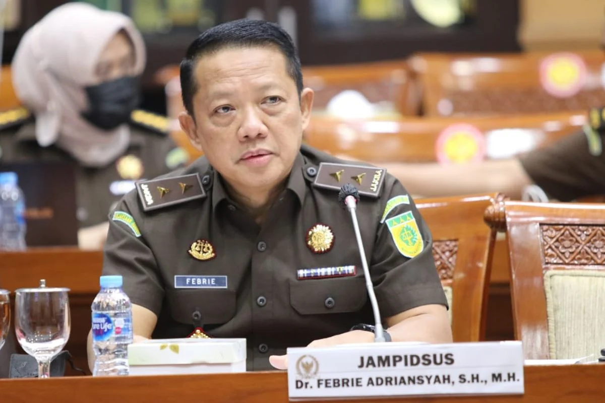 Pengacara Eks Jampidsus Febrie Persoalkan Dua Kali Penetapan Tersangka untuk Kasus yang Sama