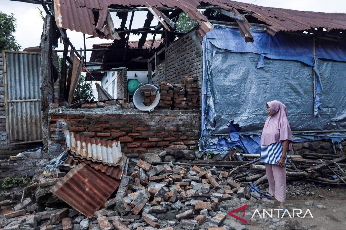 Pengungsi Gempa Flores Jalani Pemulihan Trauma Pascabencana