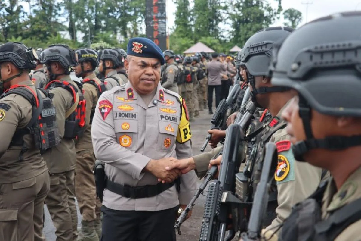 Pigai Tekankan Keamanan Papua Tengah Harus Tetap Humanis