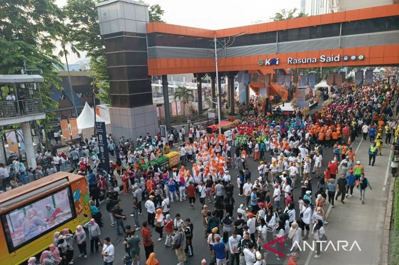 Pramono Ungkap Alasan Pembongkaran JPO "Love-Hate" di Rasuna Said
