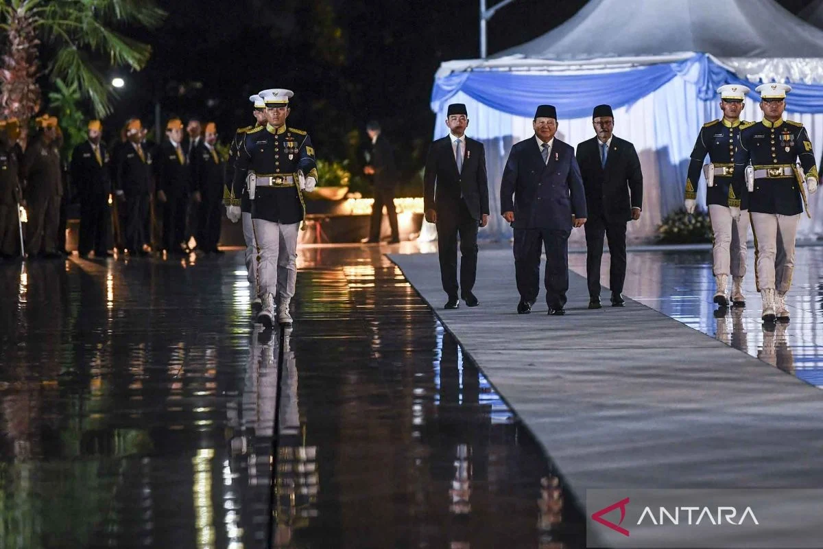 Presiden Prabowo Pimpin Ziarah Nasional dan Renungan Suci di TMP Kalibata