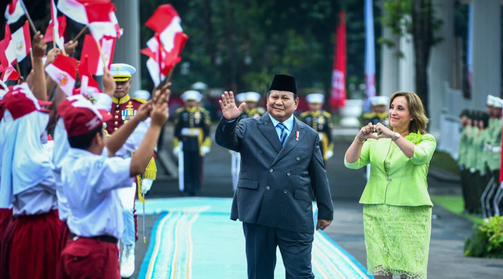 Presiden Prabowo Sambut PM Thailand Anutin Charnvirakul di Istana Merdeka dengan Tari Jaipong