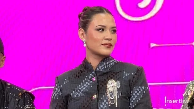 Raisa Persembahkan Lagu "Cahaya Hati" di Pagelaran Hikayat Srikandi Nusantara