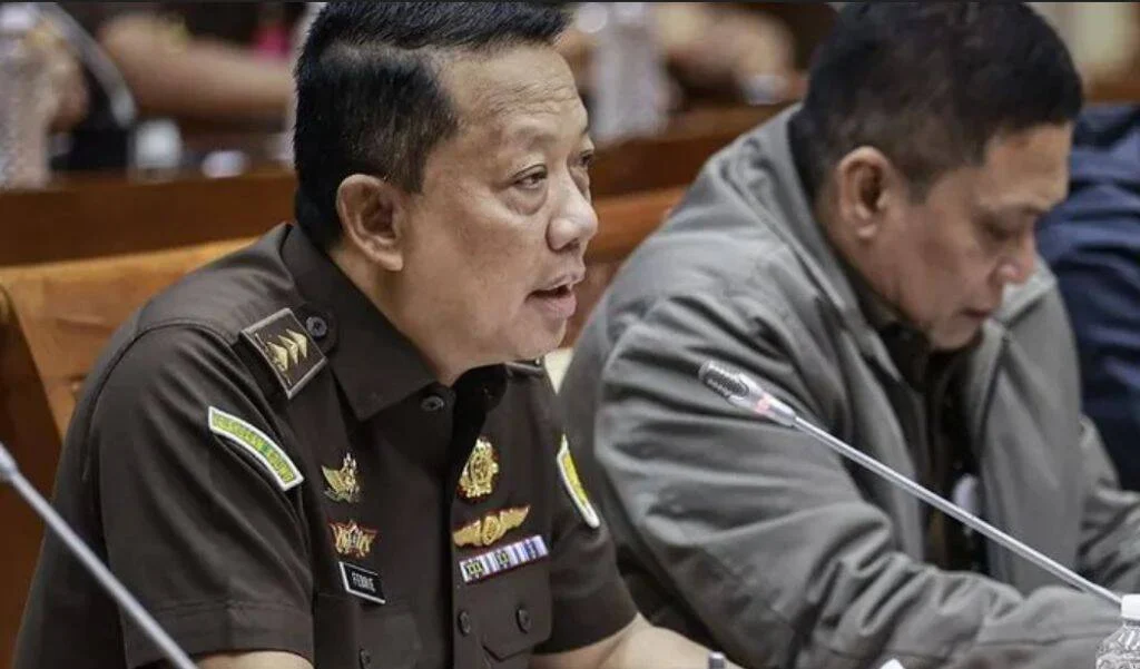 Soroti Beda Perlakuan Eks Jampidsus Febrie Adriansyah, Aparat Diingatkan Utamakan Prinsip Equality